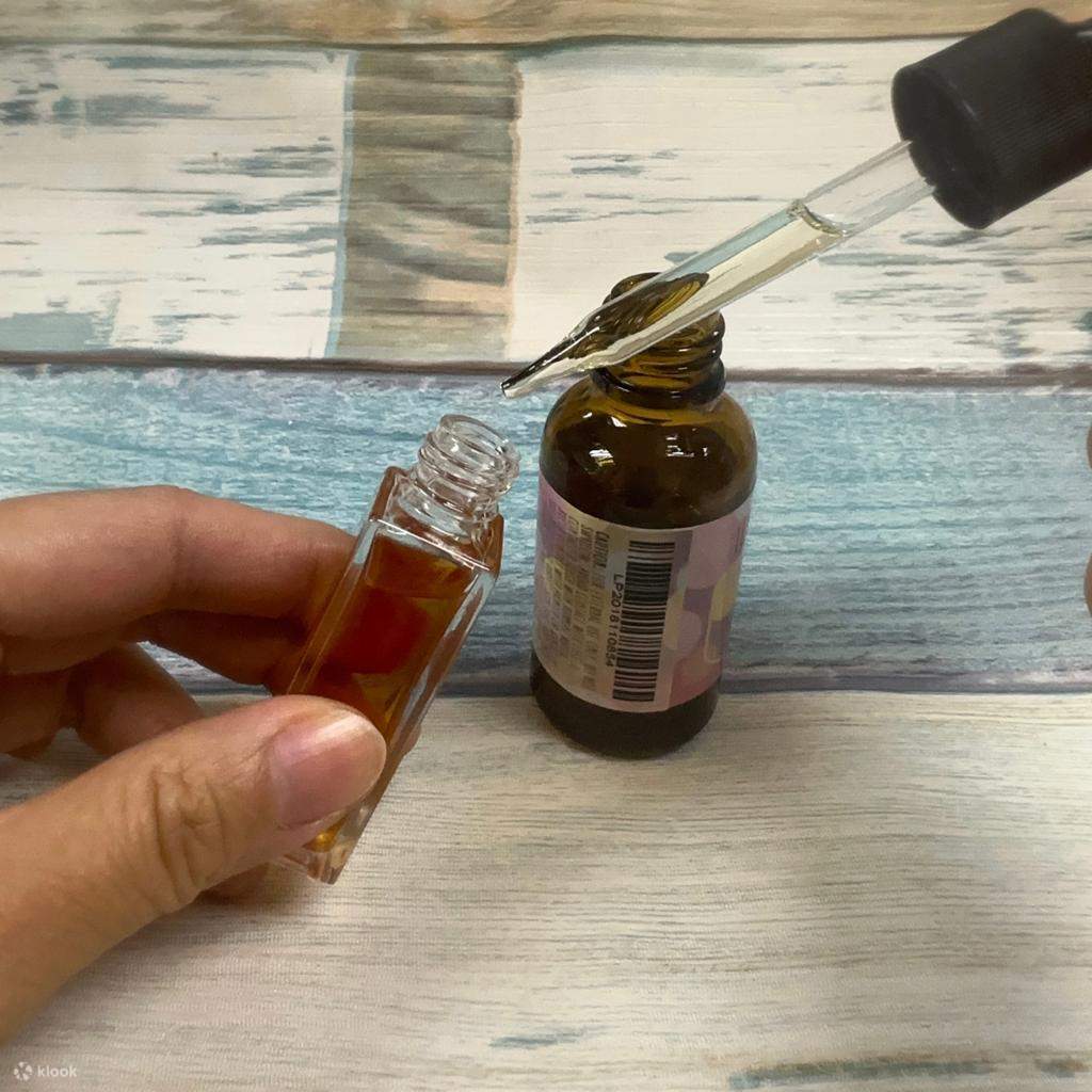 Craft Your Signature Scent at Our Lemon & Pomelo Perfume DIY